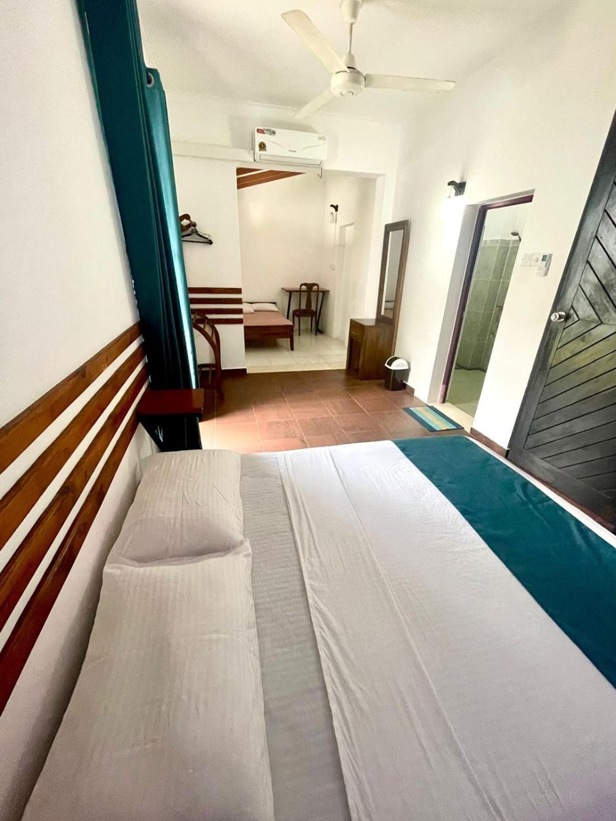 Hotel One Sixty Dehiwala-Mount Lavinia Екстер'єр фото