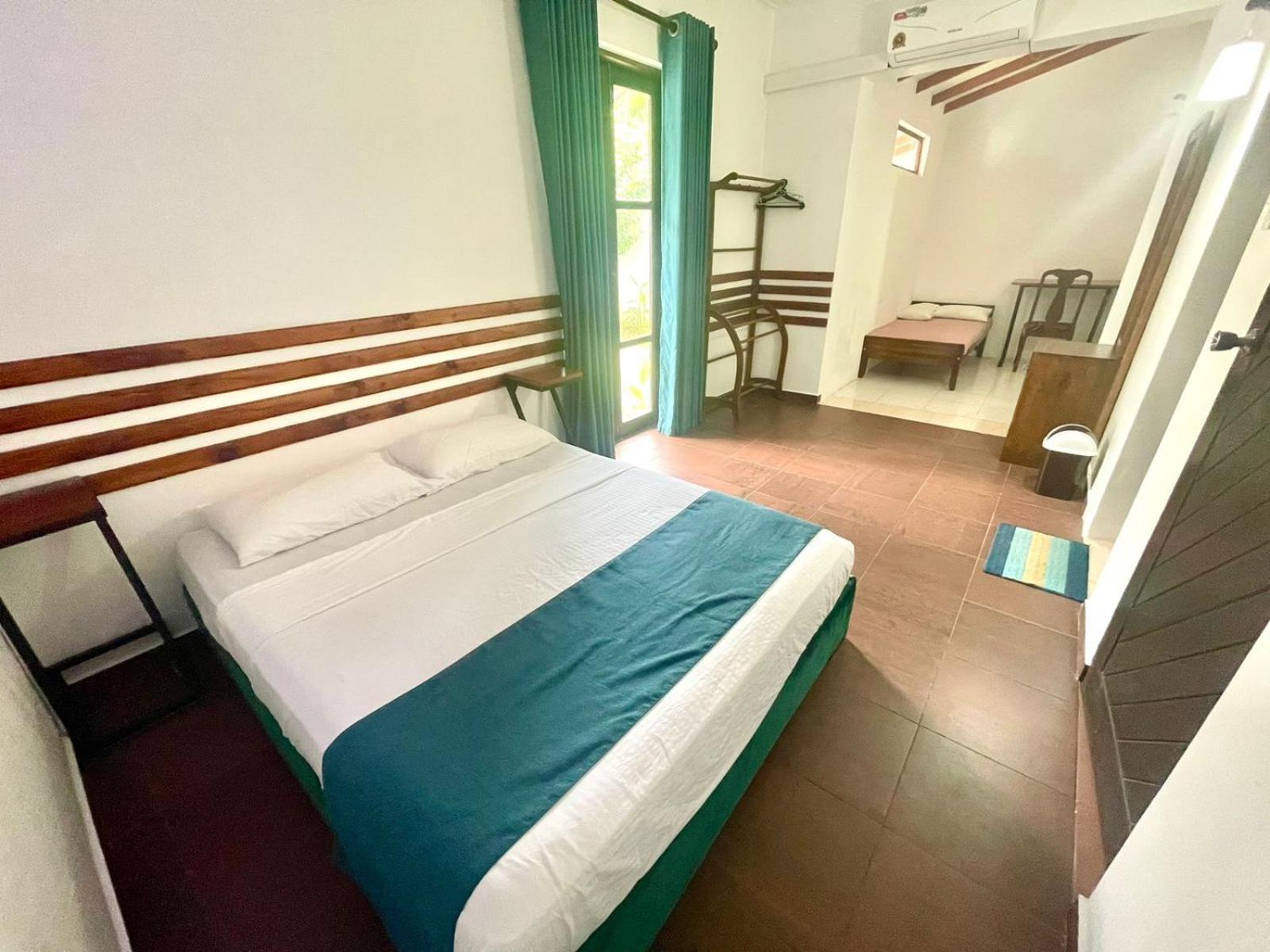 Hotel One Sixty Dehiwala-Mount Lavinia Екстер'єр фото