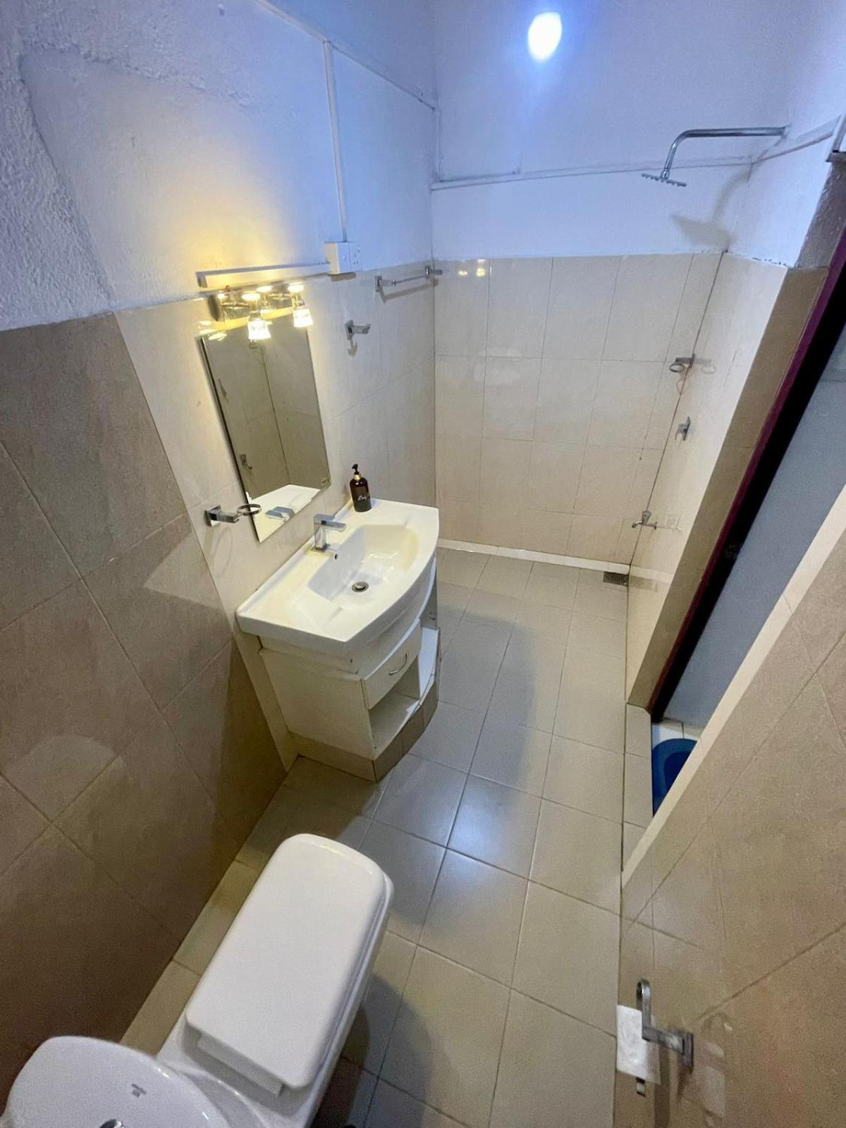 Hotel One Sixty Dehiwala-Mount Lavinia Екстер'єр фото
