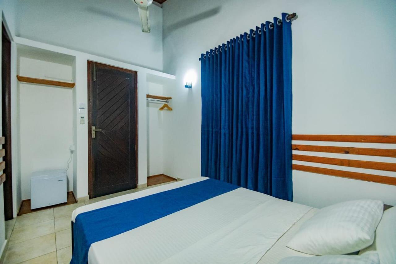 Hotel One Sixty Dehiwala-Mount Lavinia Екстер'єр фото